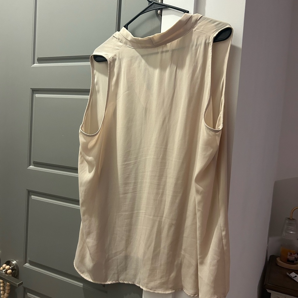 Violet & Claire Cream Blouse - Picture 2 of 3